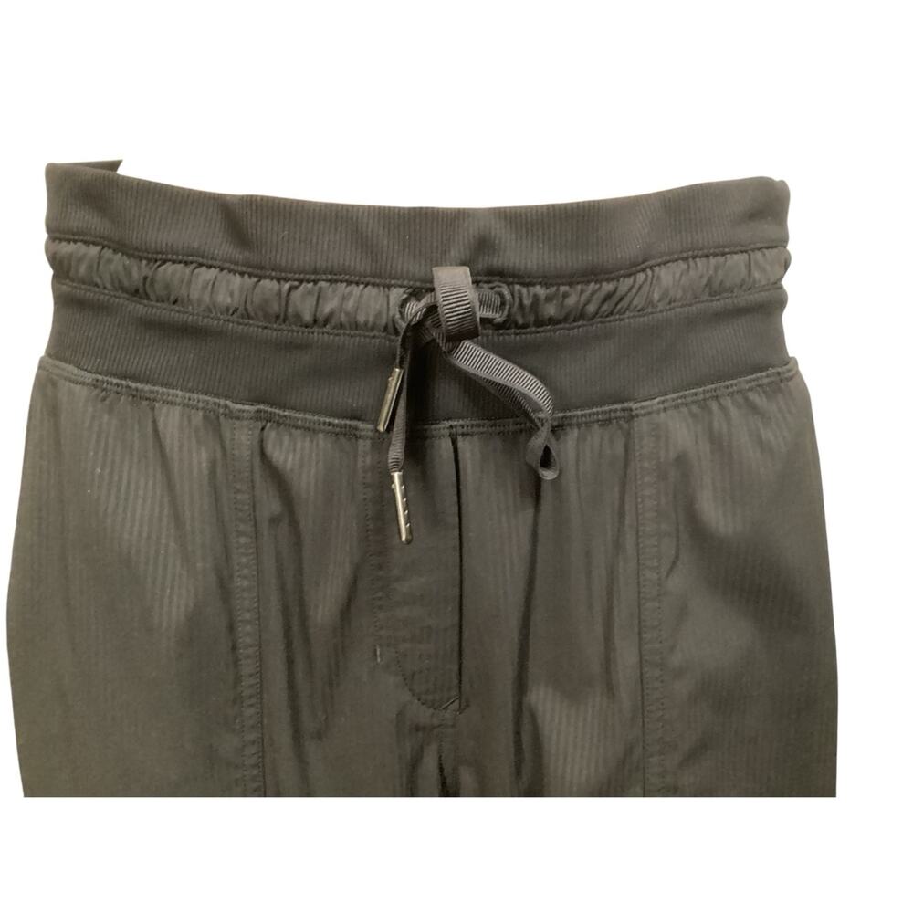 Lululemon Black Dance Studio Pant Drawstring Cinch Hem Lightweight Activewear 8 - Picture 4 of 7